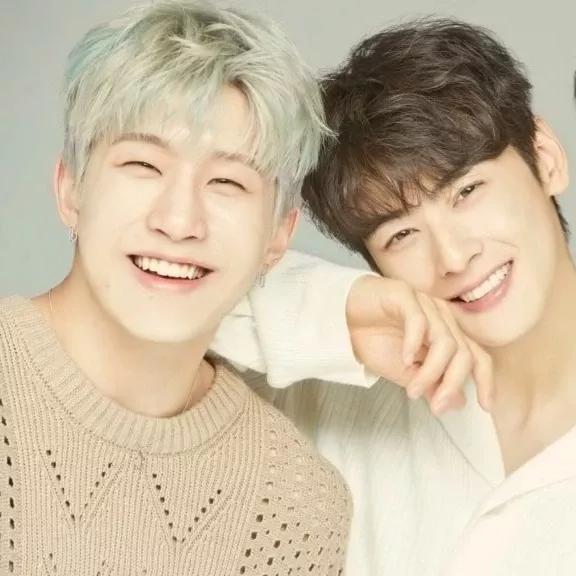 Latest photo of Jinjin (ASTRO)