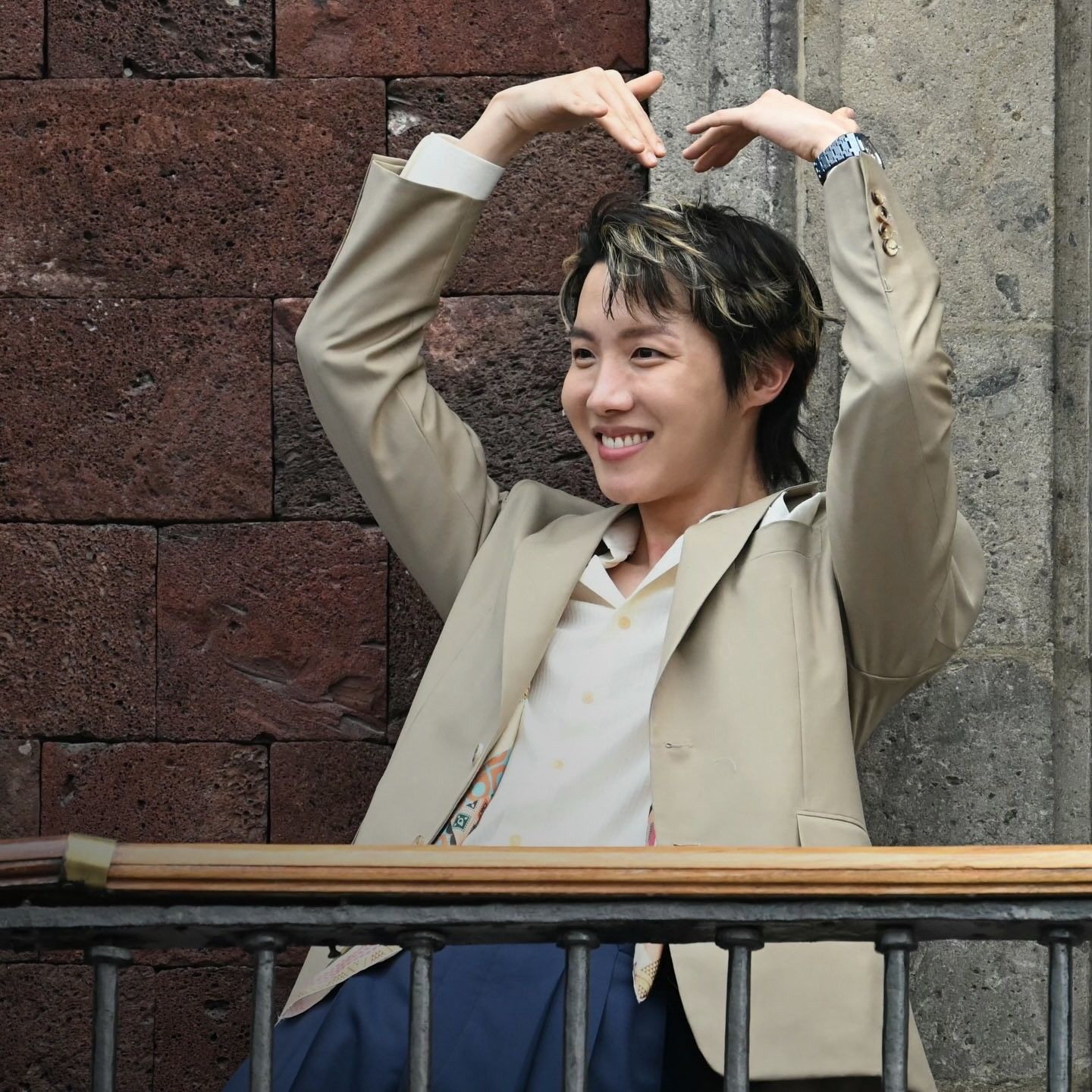 Potret di balik layar j-hope (BTS)