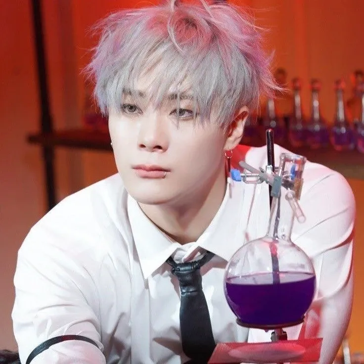 A moment captured by Moonbin (ASTRO)'s fan