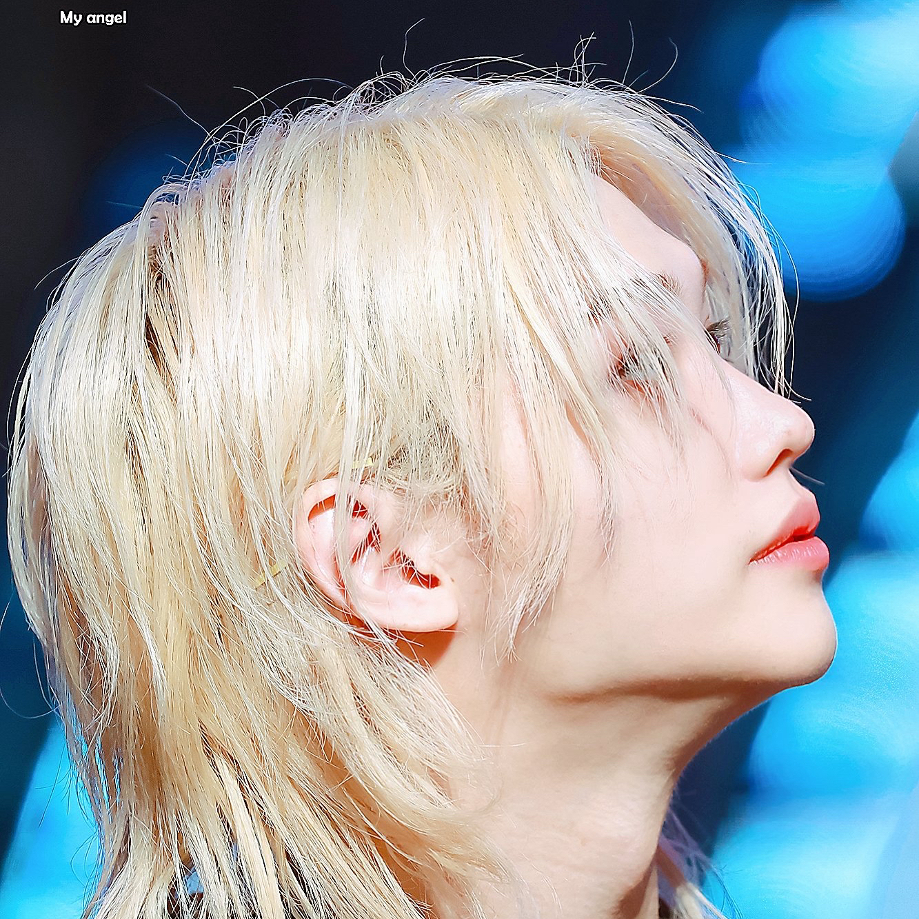 A moment captured by Felix (Stray Kids)'s fan