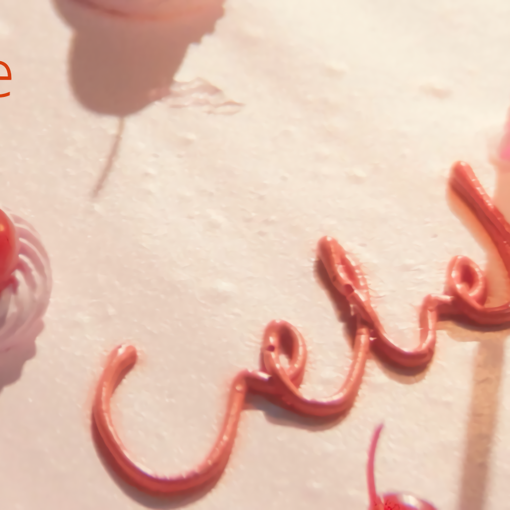 Behind-the-scenes cut of Sakura (LE SSERAFIM)