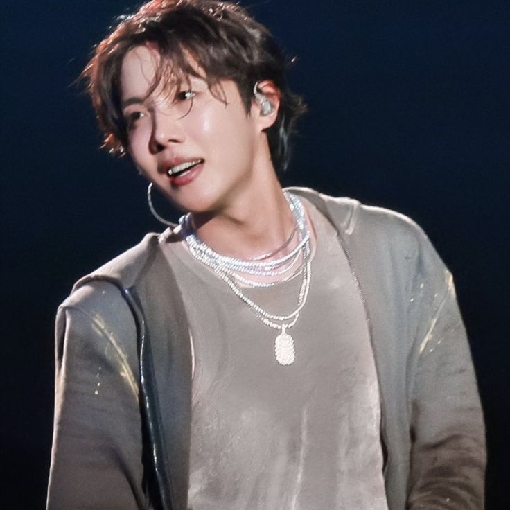 Behind-the-scenes cut of j-hope (BTS)