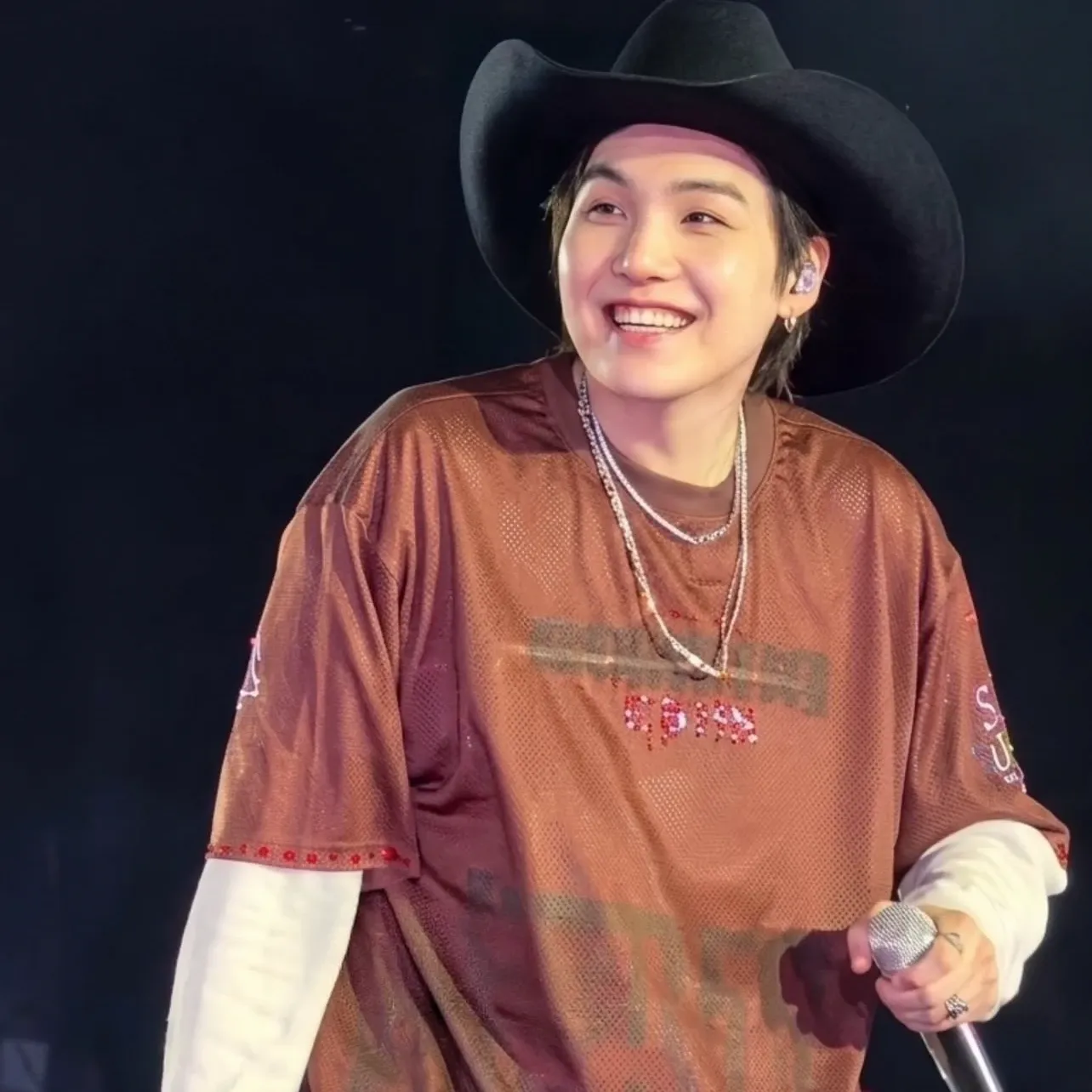 Foto aktivitas terbaru SUGA (BTS)
