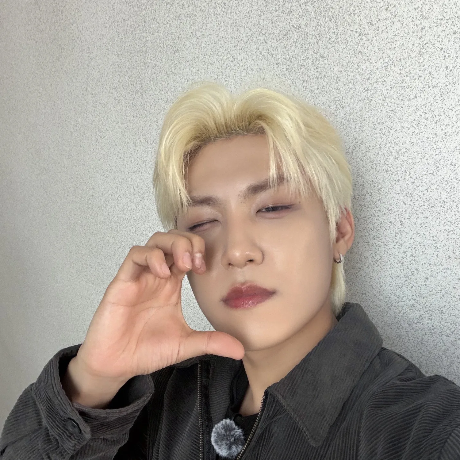 Latest photo of Park Woojin (AB6IX)