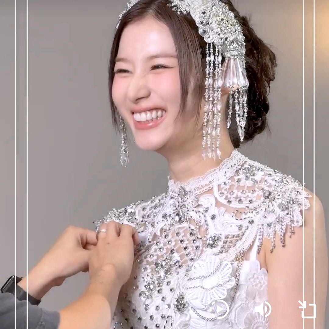 Latest photo of Sana (TWICE)