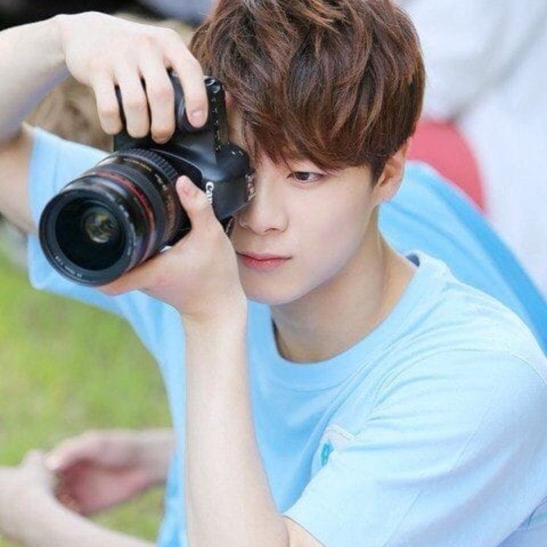 Recent activity shot of Moonbin (ASTRO)