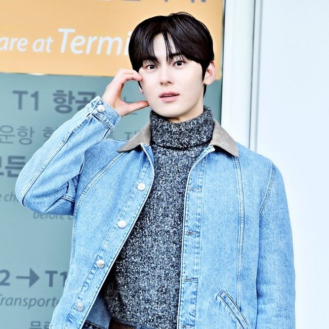 Behind-the-scenes cut of Hwang Minhyun