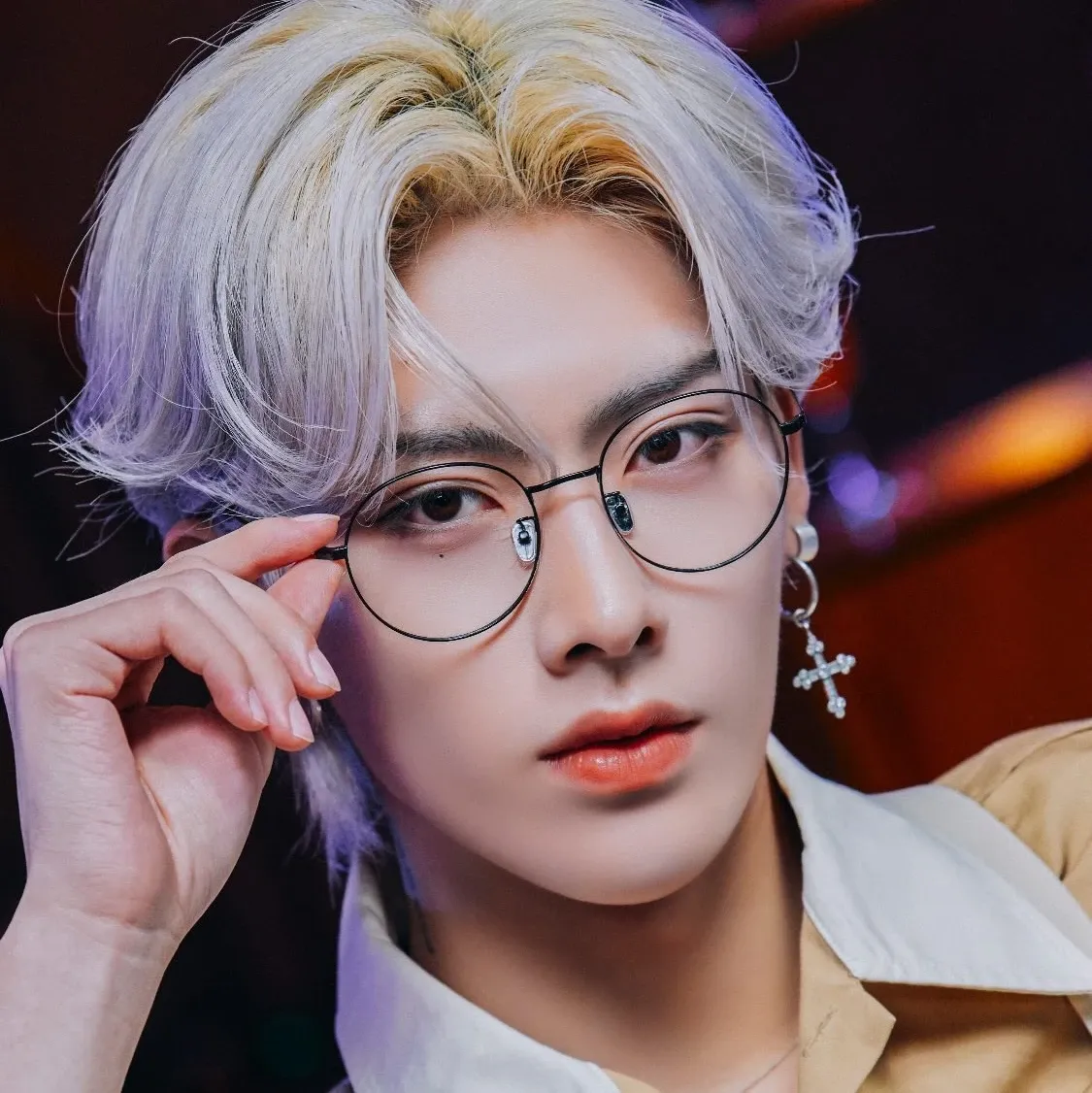 A moment captured by Ricky's fan