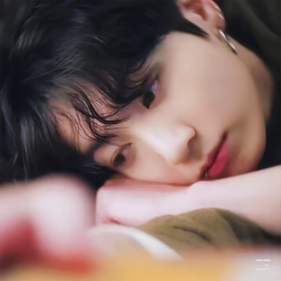 Latest photo of Jungkook (BTS)