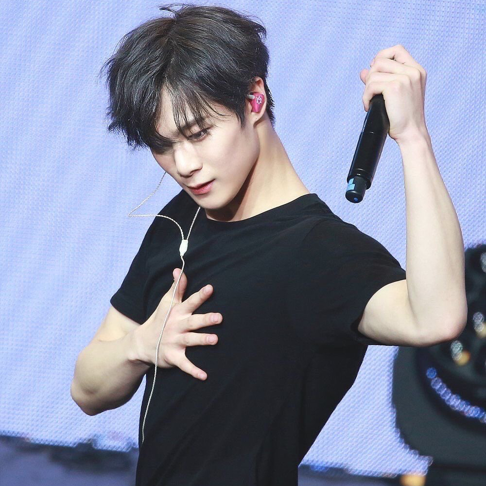 Behind-the-scenes cut of Moonbin (ASTRO)