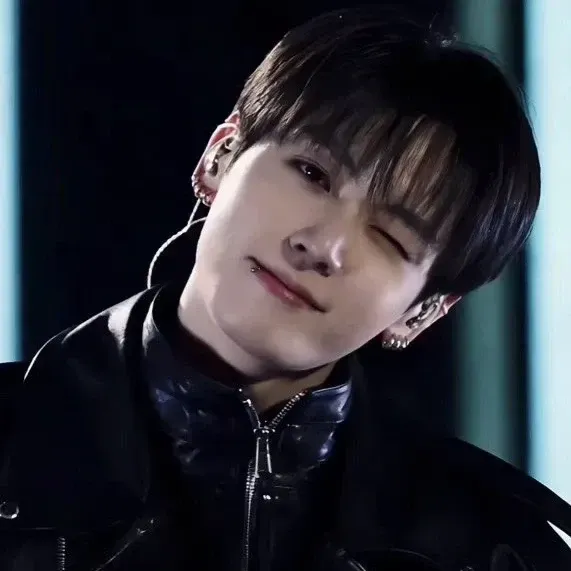 정국 (방탄소년단)의 최신 사진