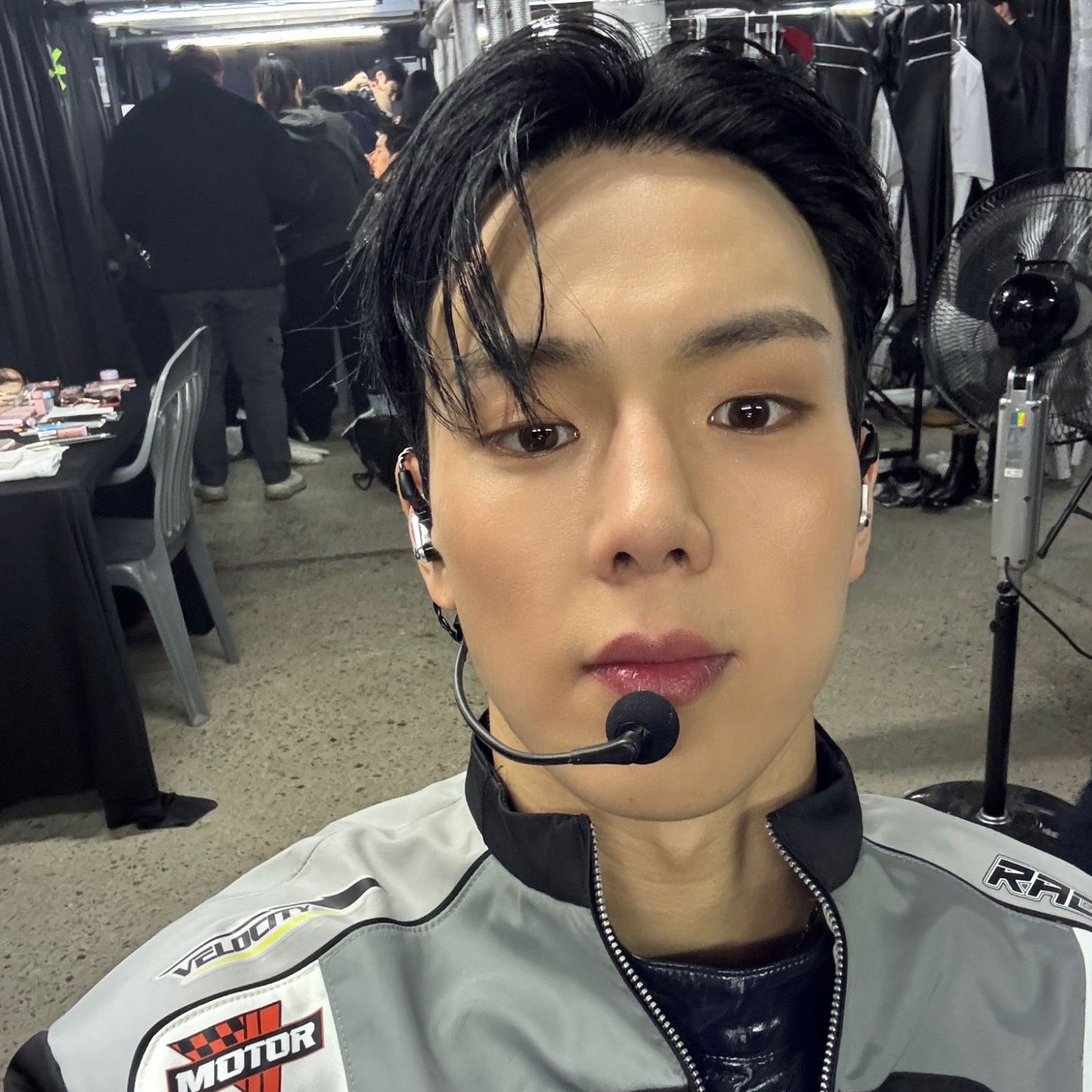 Behind-the-scenes cut of MONSTA X