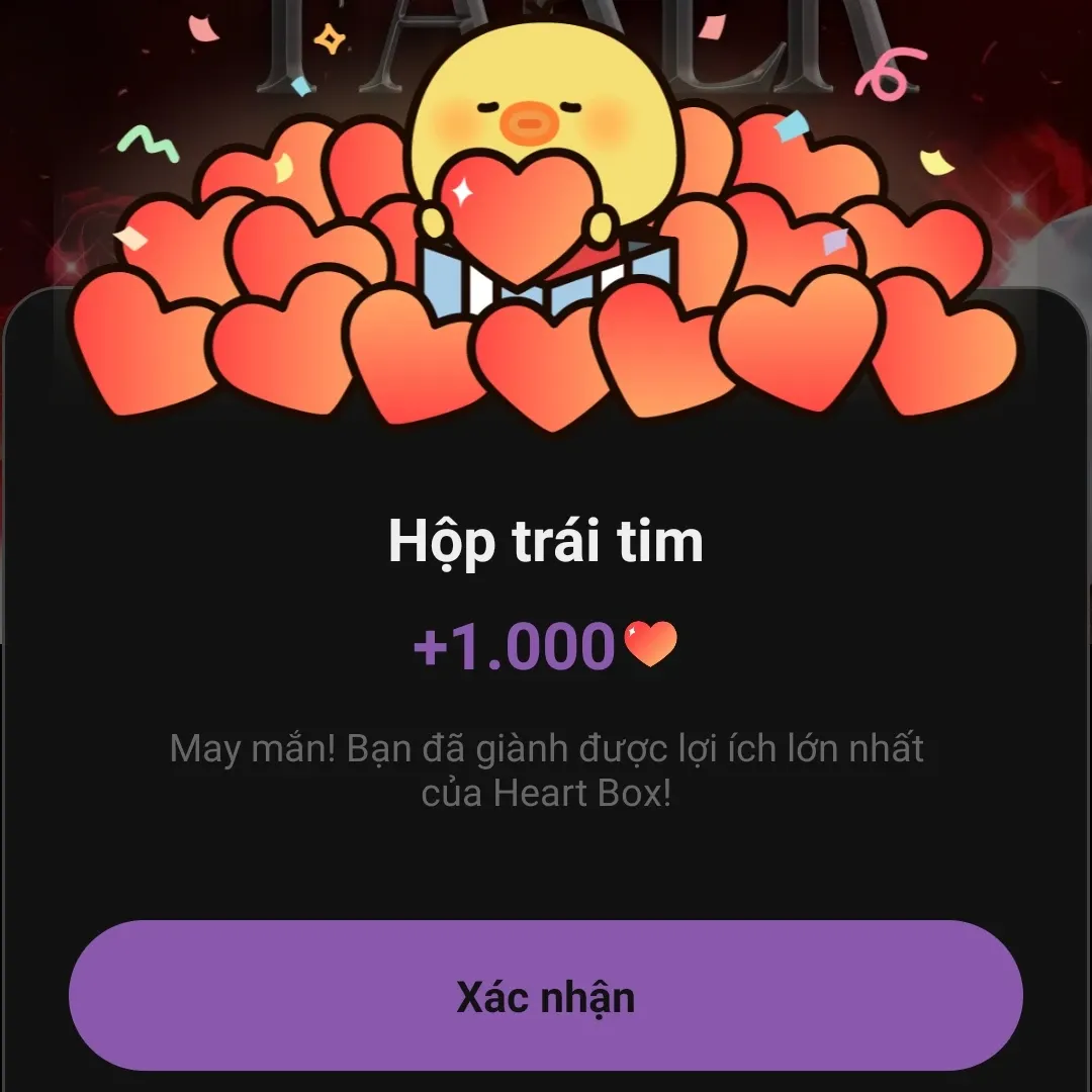 A moment captured by GIRLSET's fan