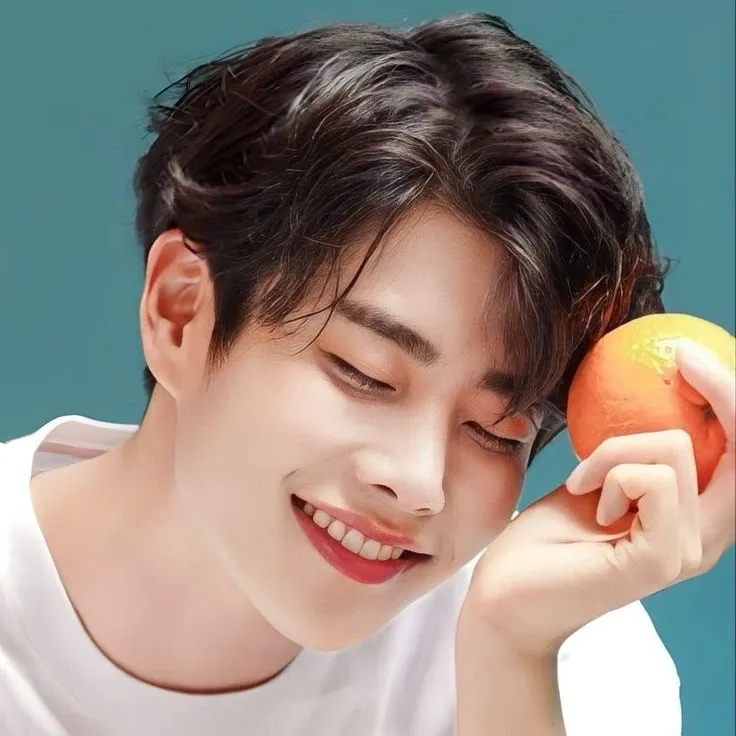 아스트로의 최신 사진