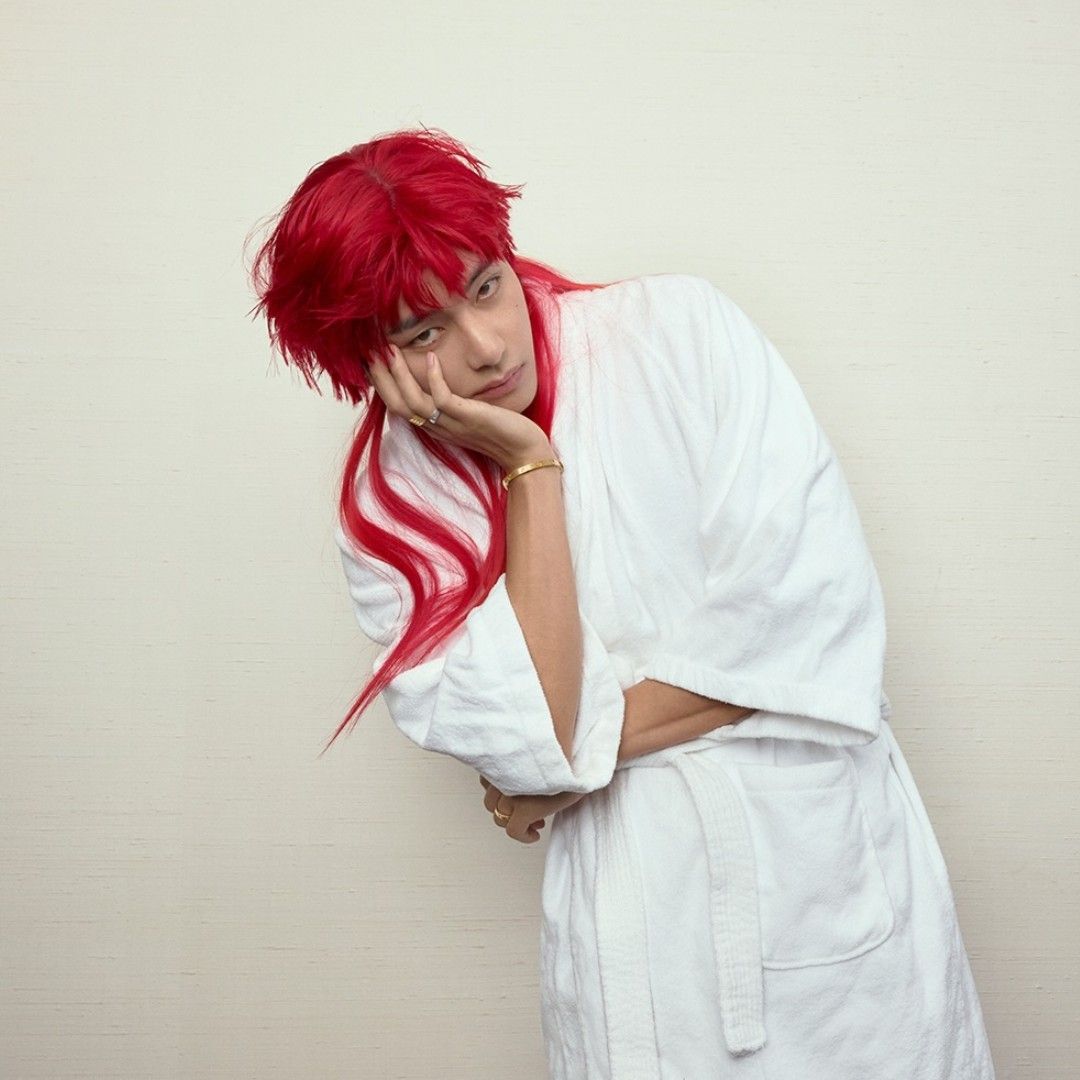 뷔 (방탄소년단) 최근 활동샷