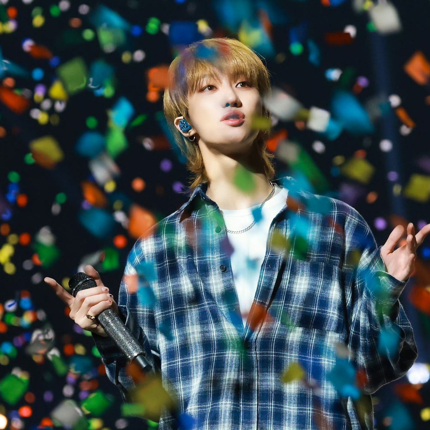 Recent activity shot of The 8 (SEVENTEEN)