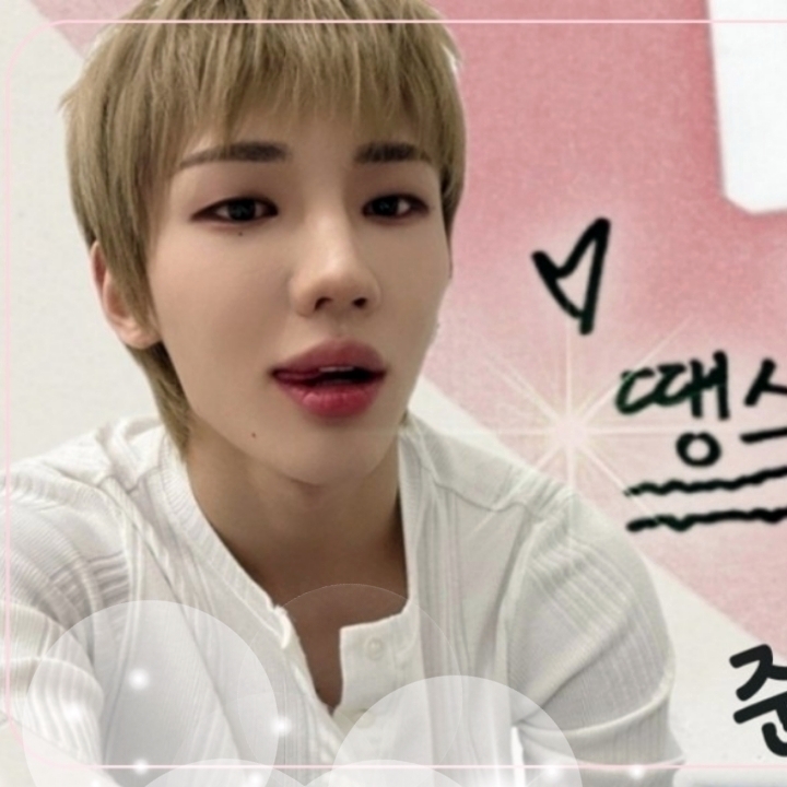 Behind-the-scenes cut of Junhyeok (TNX)