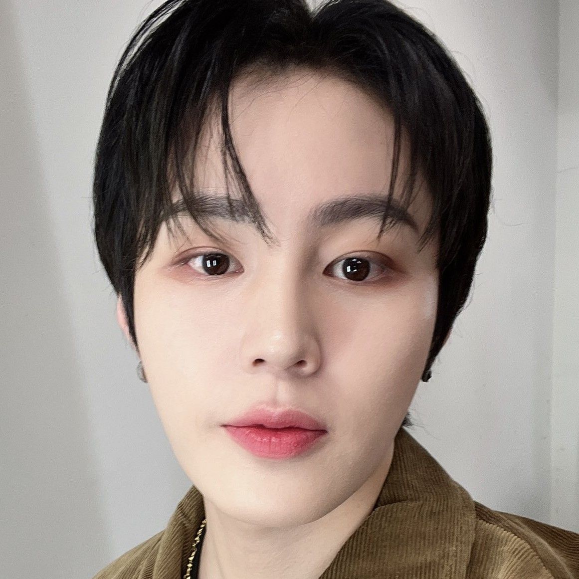 Recent activity shot of Ha Sungwoon