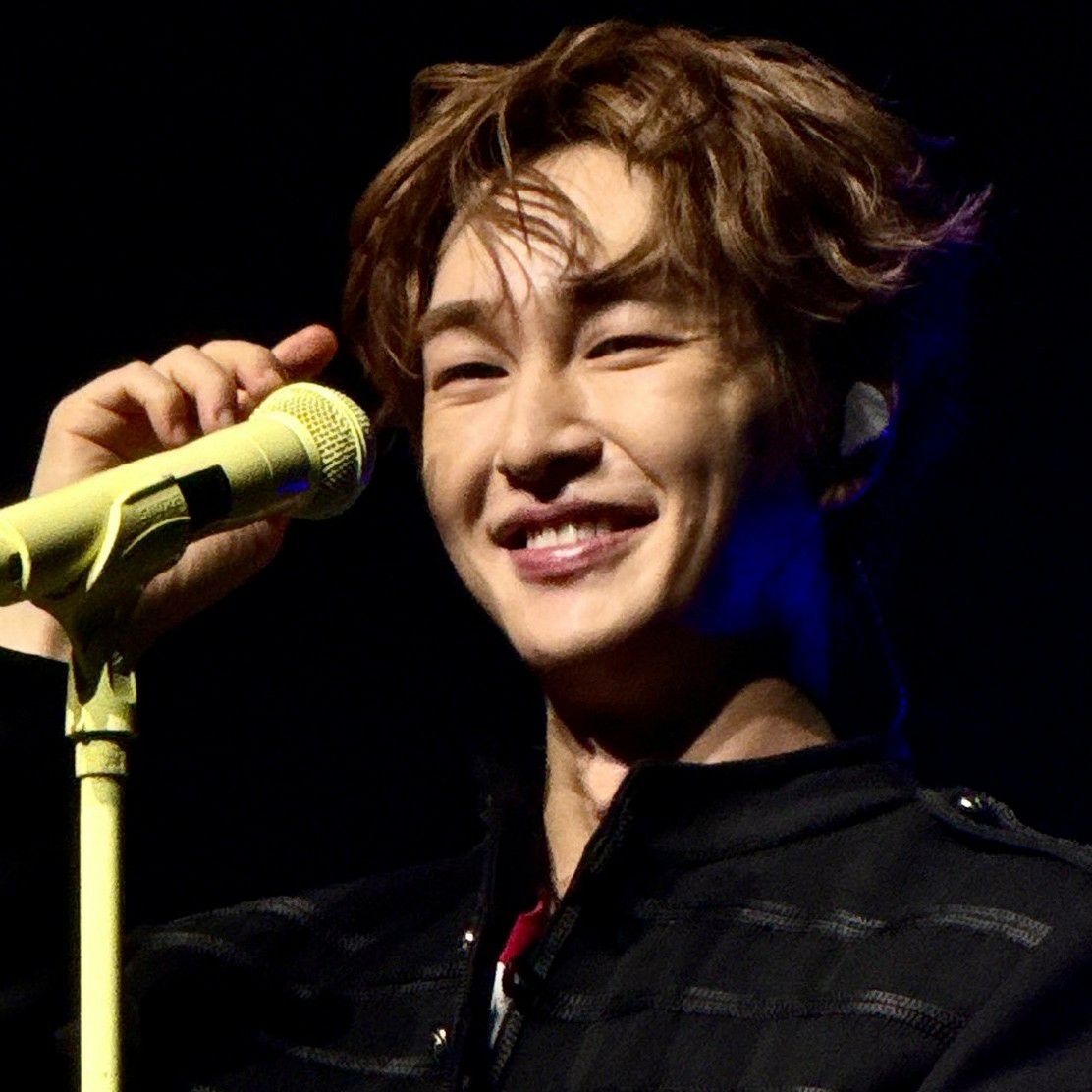 Behind-the-scenes cut of Onew (SHINee)