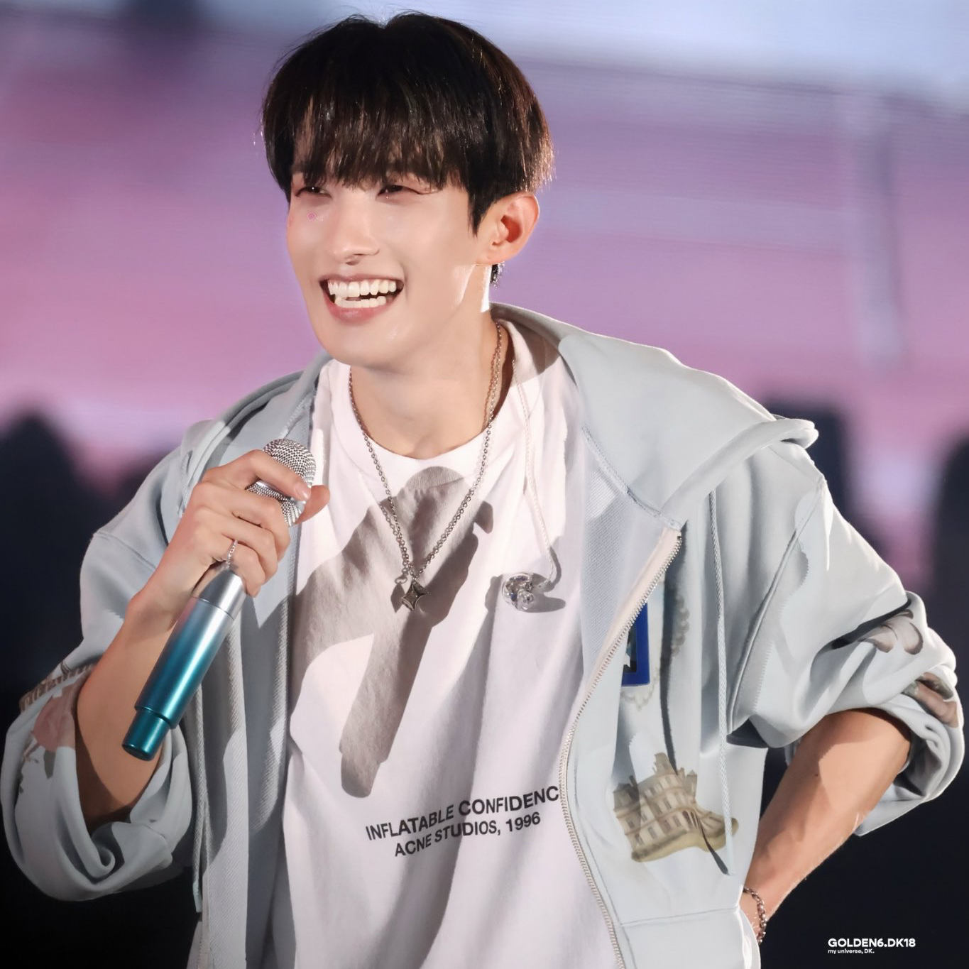 A moment captured by DK (SEVENTEEN)'s fan