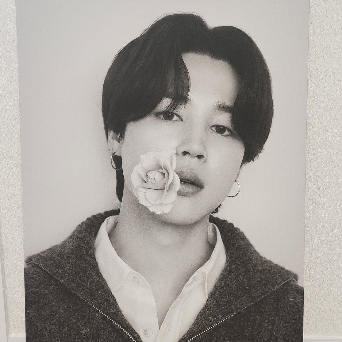 Foto aktivitas terbaru Jimin (BTS)