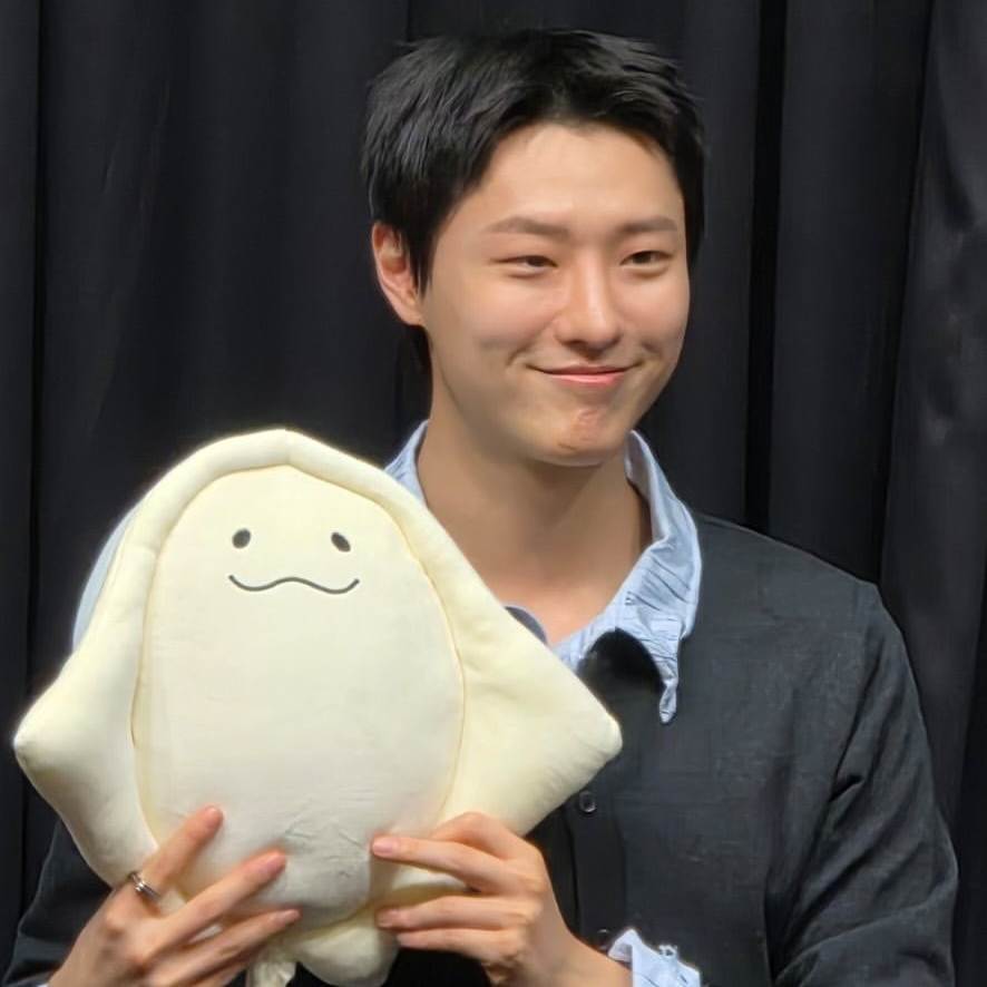 Latest photo of WOODZ