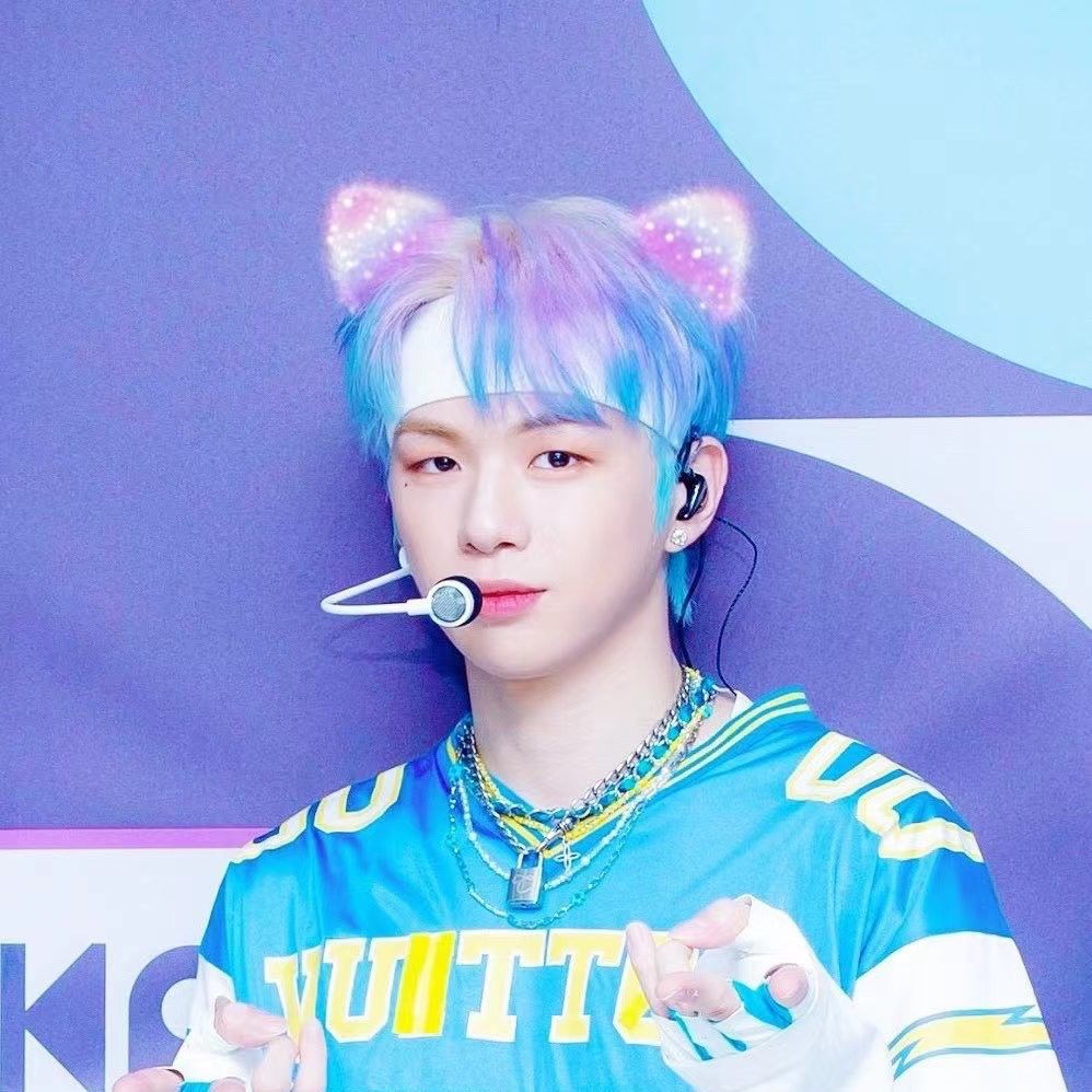 강다니엘 최근 활동샷