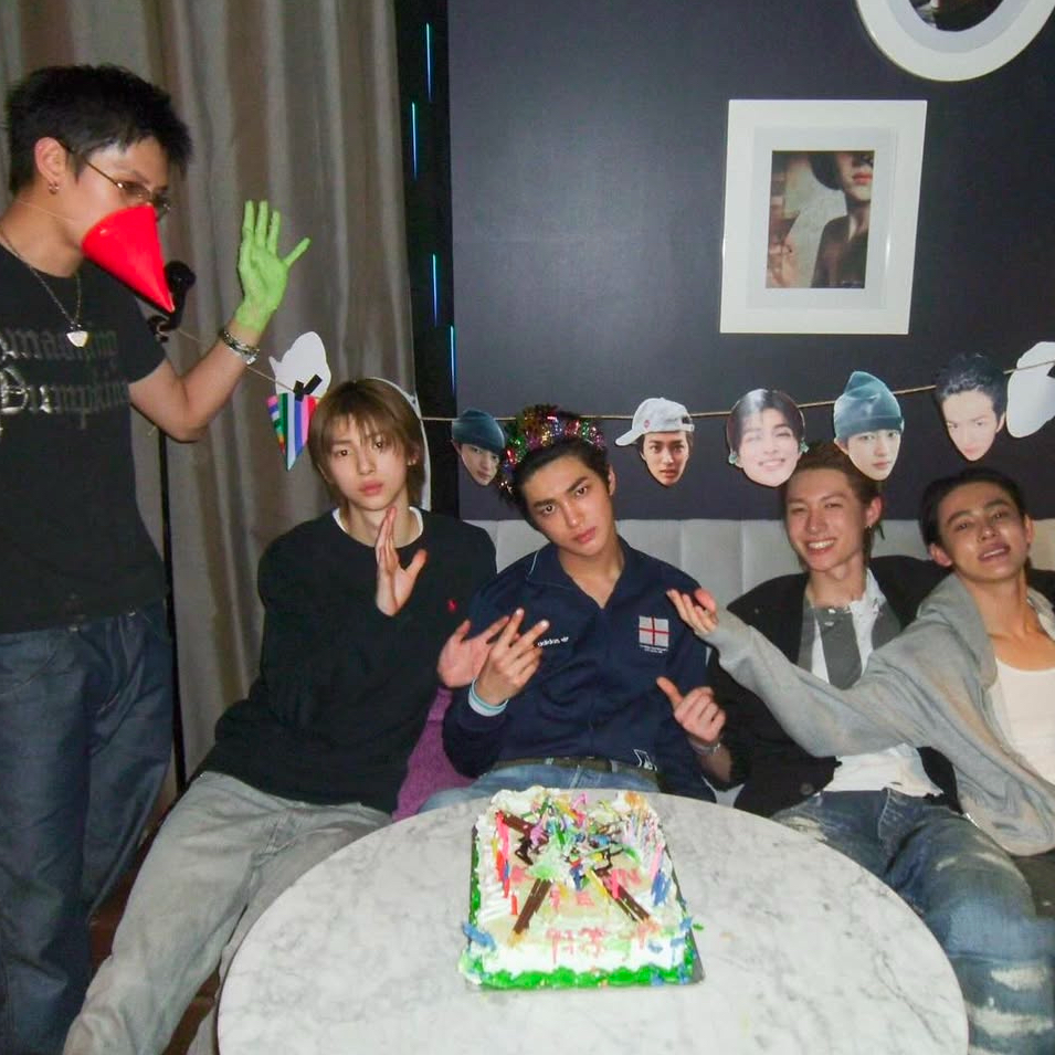 Behind-the-scenes cut of CORTIS