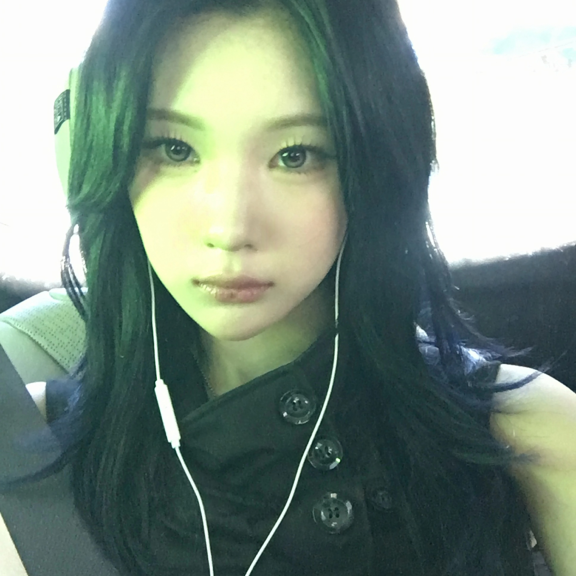 Behind-the-scenes cut of Juun (Hearts2Hearts)