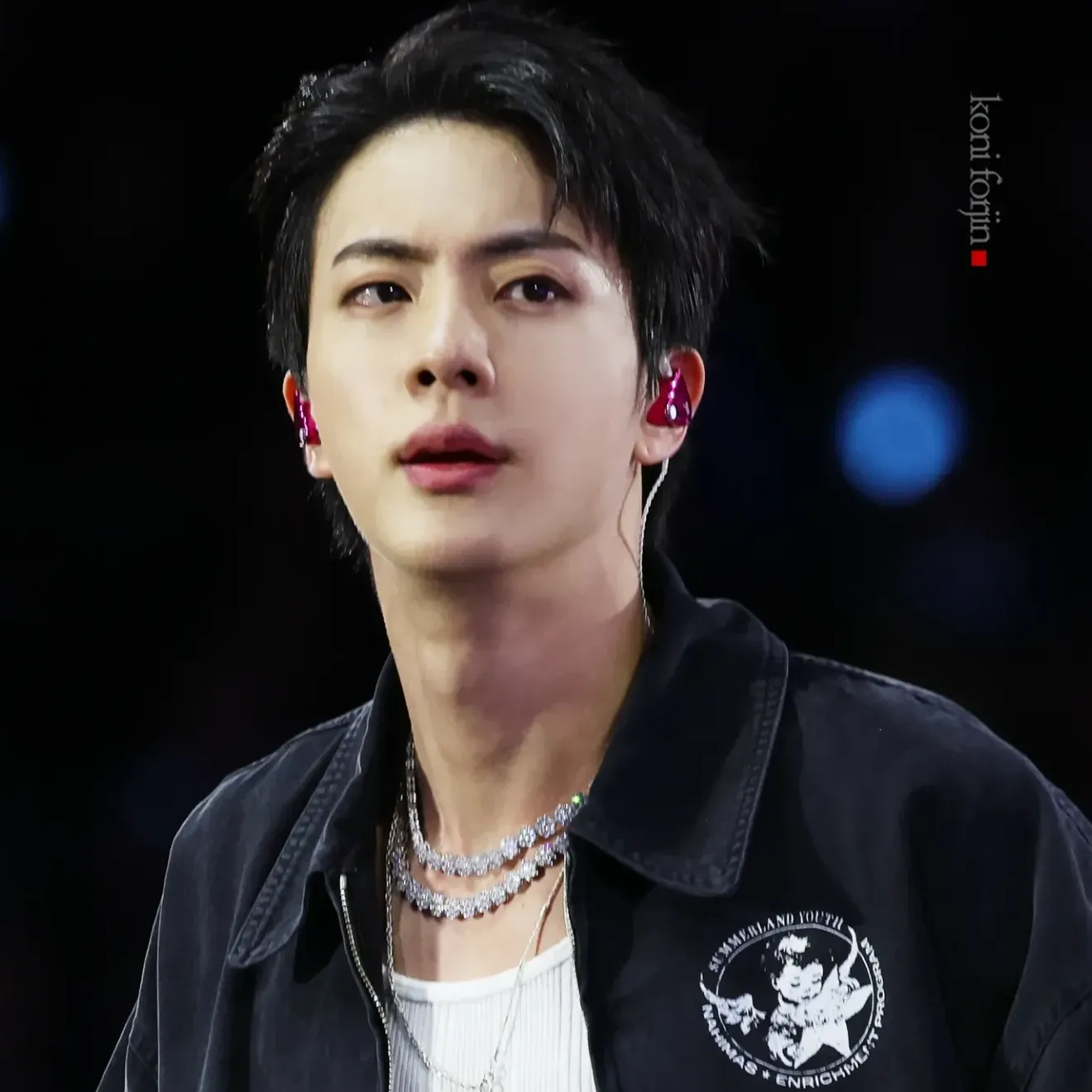 Potret di balik layar Jin (BTS)