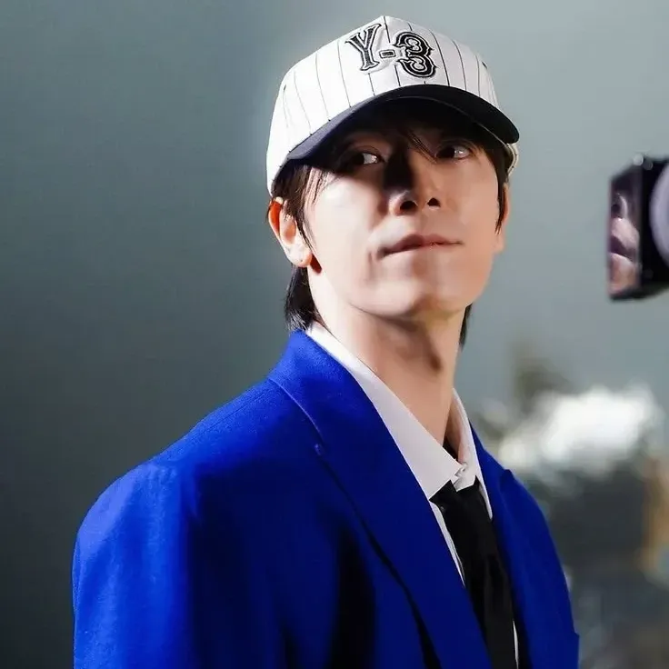 Latest photo of Donghae (Super Junior)