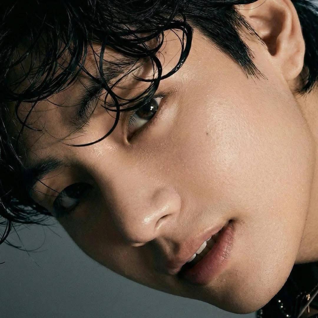 뷔 (방탄소년단) 최근 활동샷