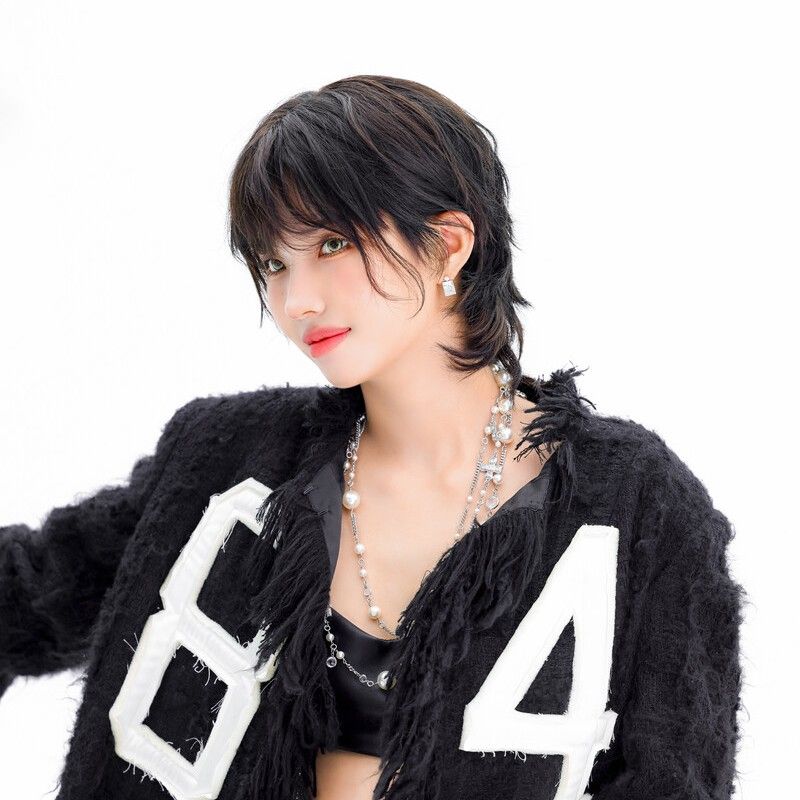 小娟 (i-dle)的最新活動照片