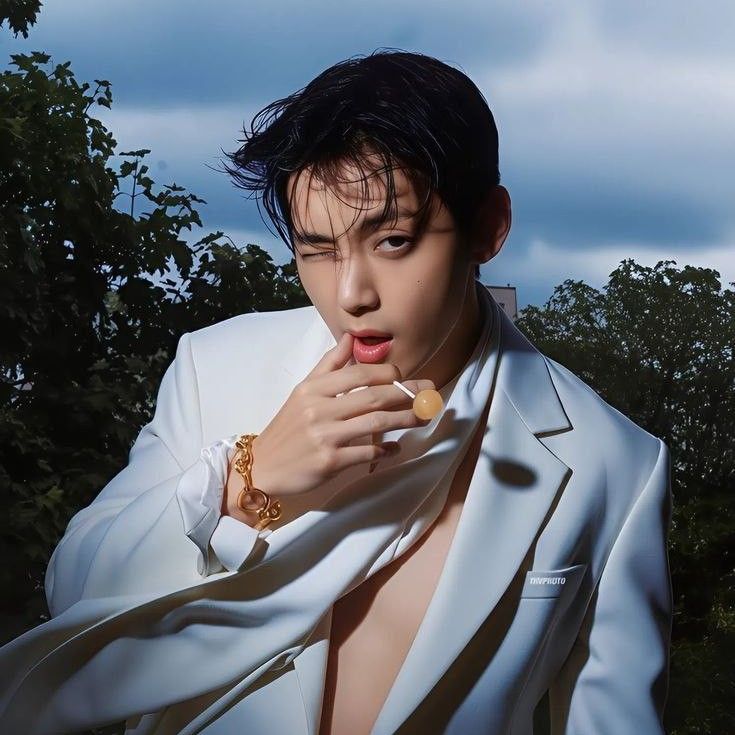 Feed komunitas K-pop terpanas hari ini