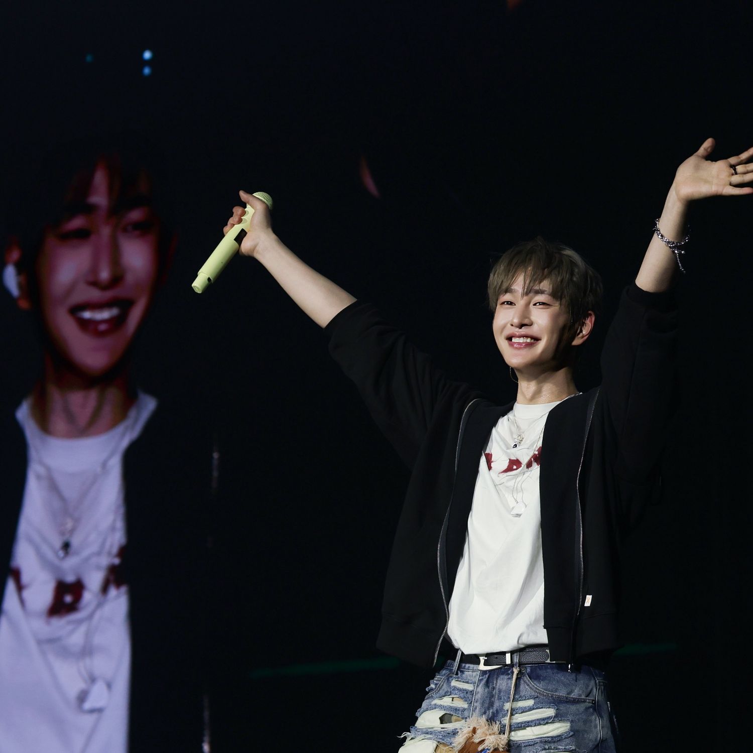 Latest photo of Onew (SHINee)