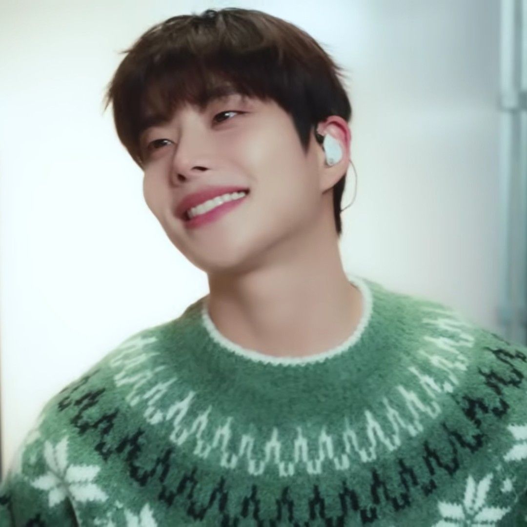 Latest photo of MJ (ASTRO)