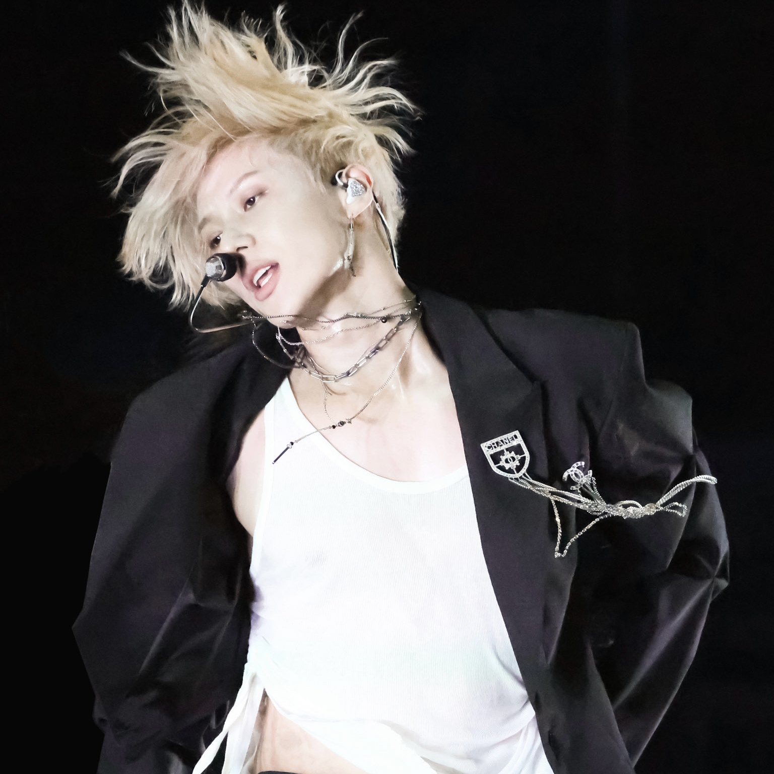 A moment captured by Taemin (SHINee)'s fan