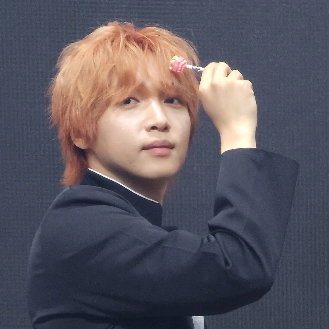 A moment captured by Jeong Sewoon's fan