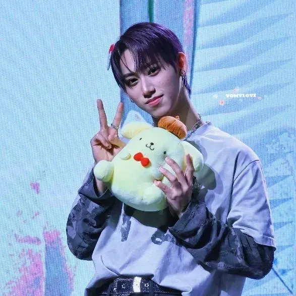 A moment captured by Exxi (SEVENTOEIGHT)'s fan