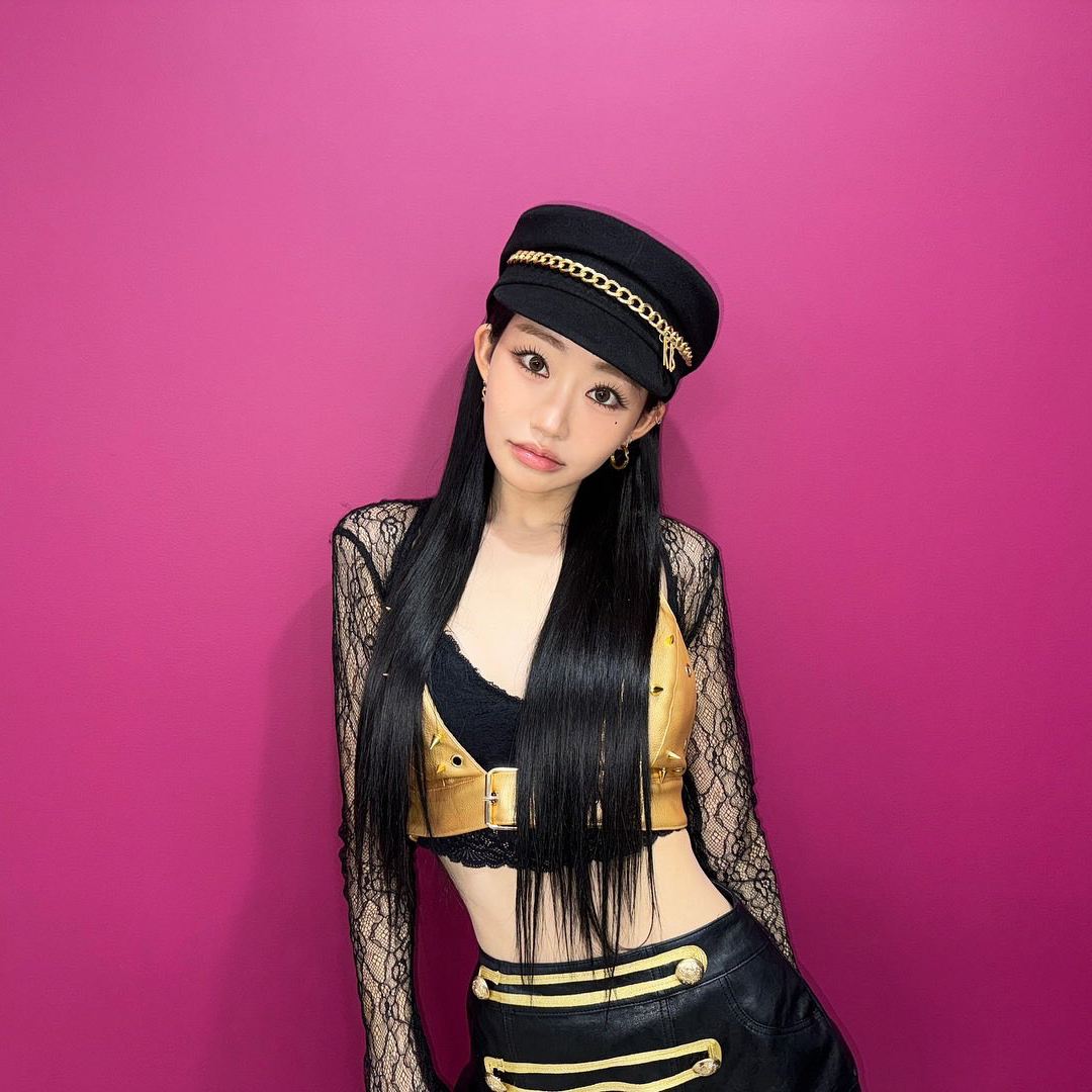 Julie (KISS OF LIFE)的幕后花絮