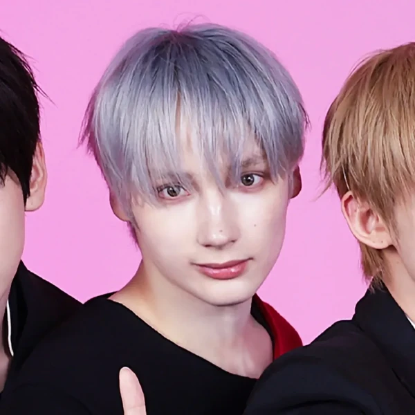 Popular profile picture of HueningKai (TOMORROW X TOGETHER) loved by fans