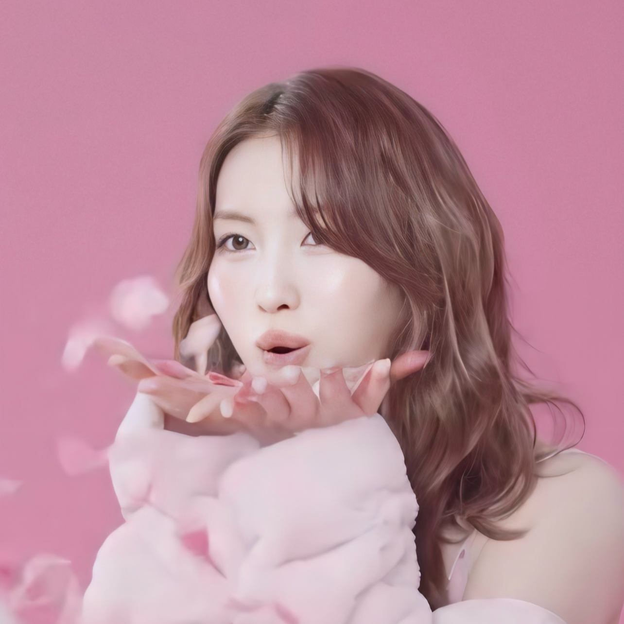 모모 (TWICE)의 비하인드 컷