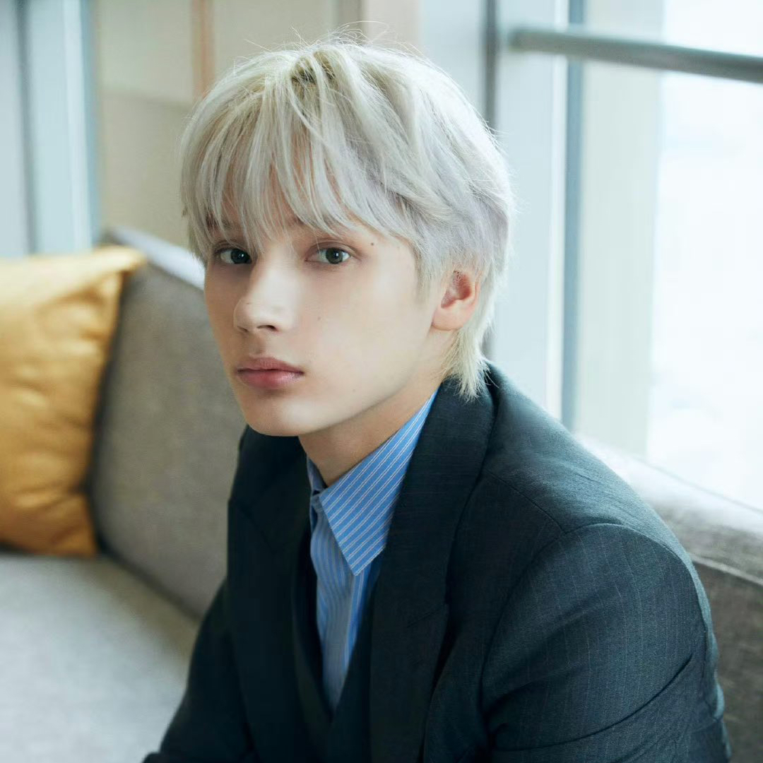 Latest photo of HueningKai (TOMORROW X TOGETHER)