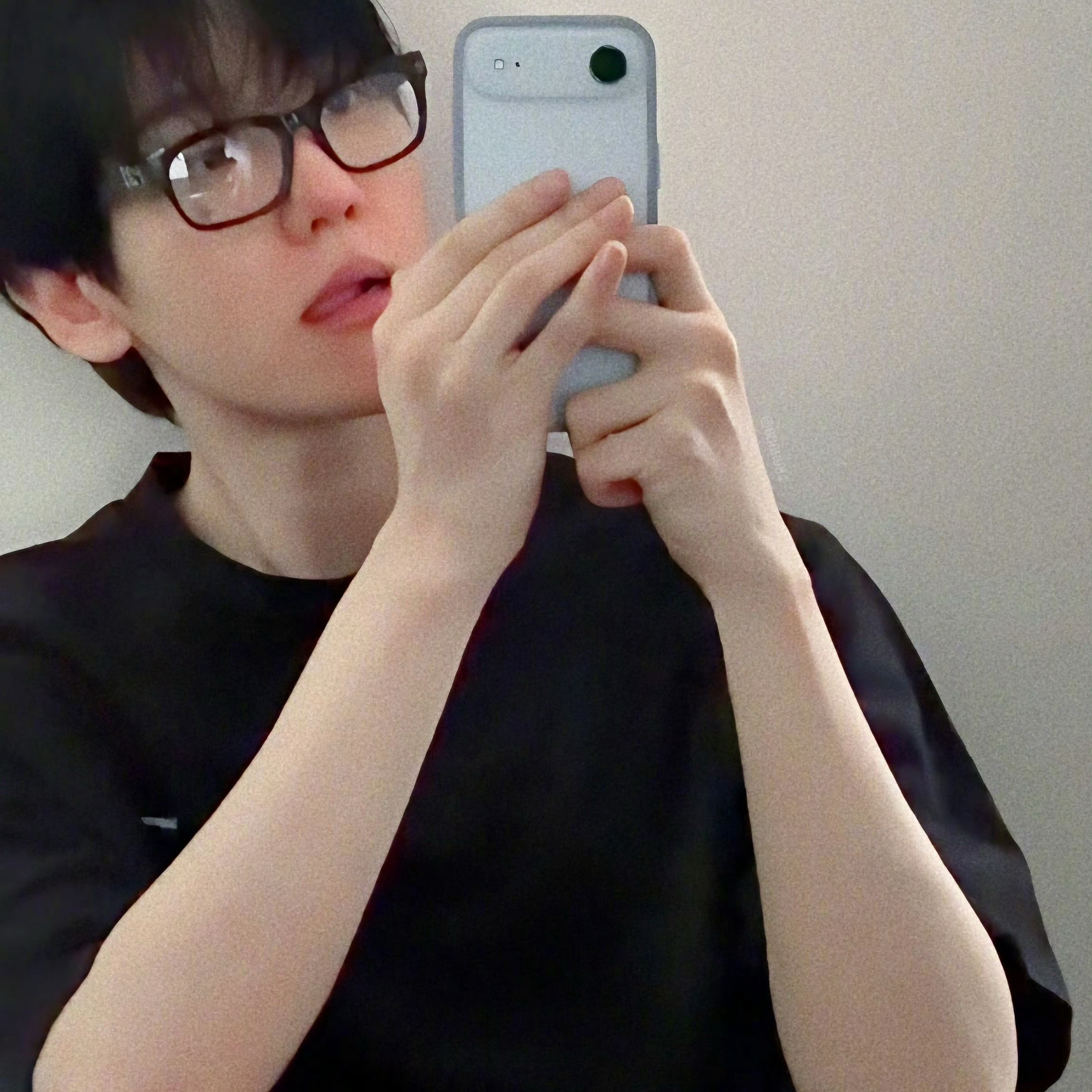 백현 (EXO)의 비하인드 컷