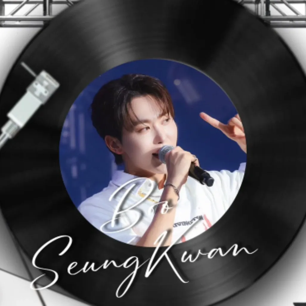 Behind-the-scenes cut of Seungkwan (SEVENTEEN)