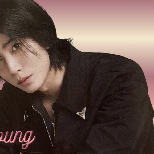 Recent activity shot of Hwiyoung (SF9)