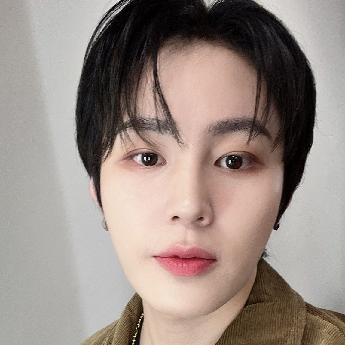 Latest photo of Ha Sungwoon