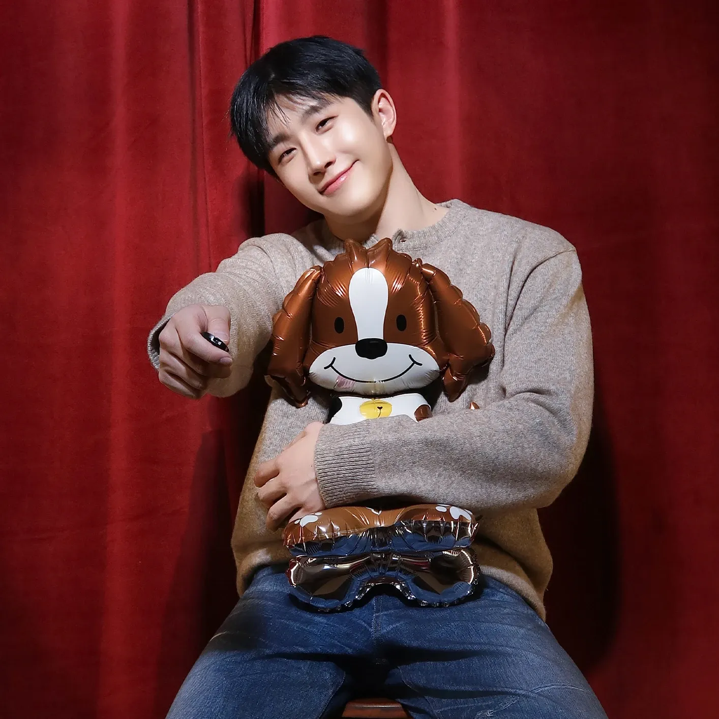 A moment captured by Jinjin (ASTRO)'s fan