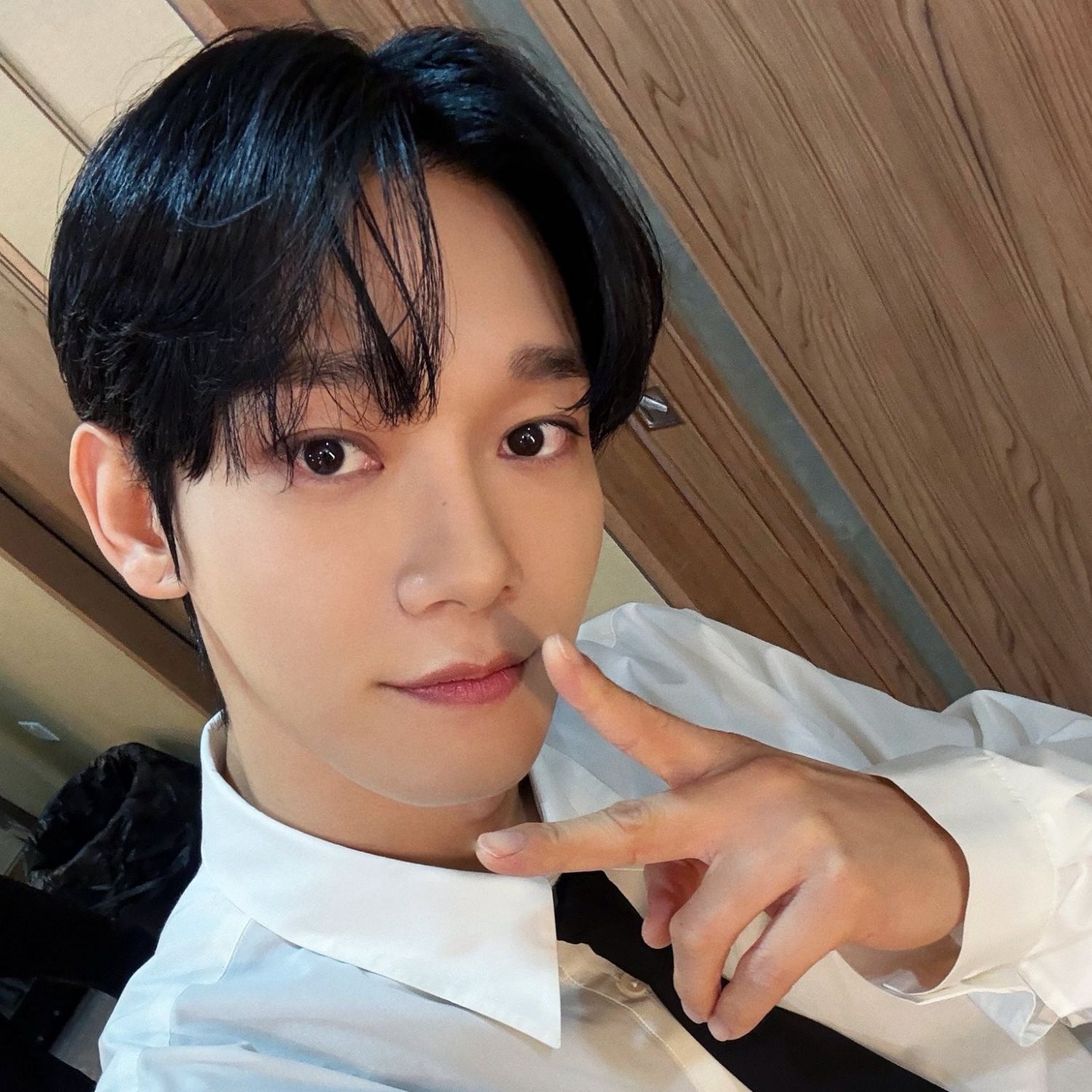 Recent activity shot of Chen (EXO)
