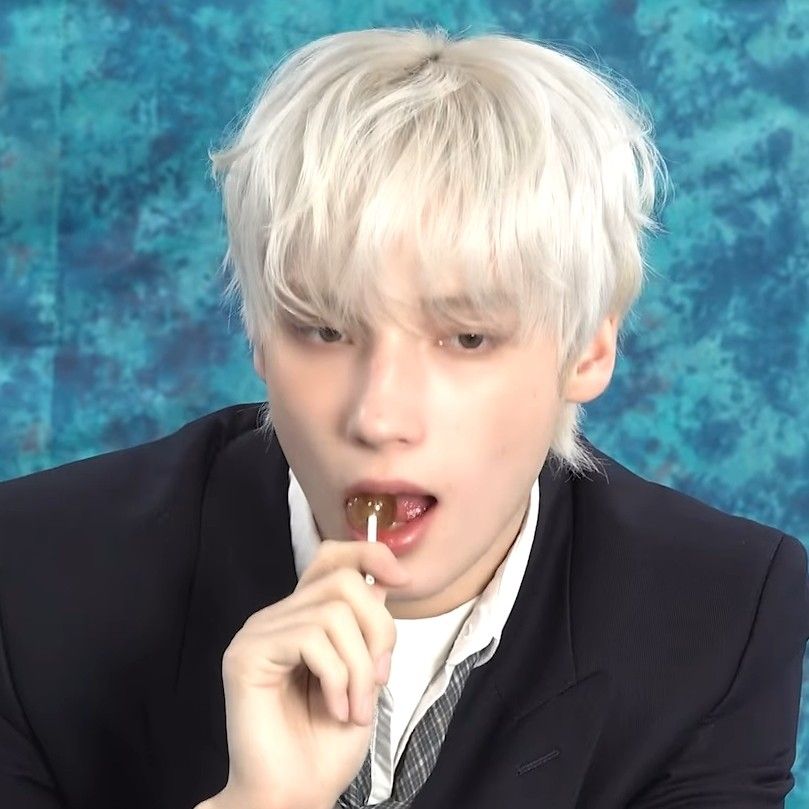 휴닝카이 (투모로우바이투게더)의 비하인드 컷